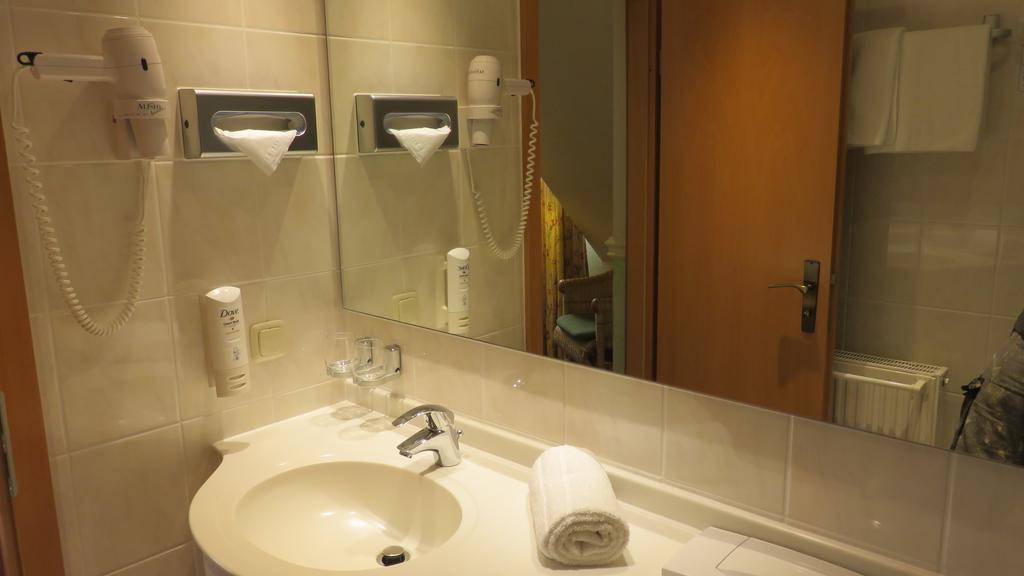 Hotel Garni Nussbaumhof Uckeritz Room photo