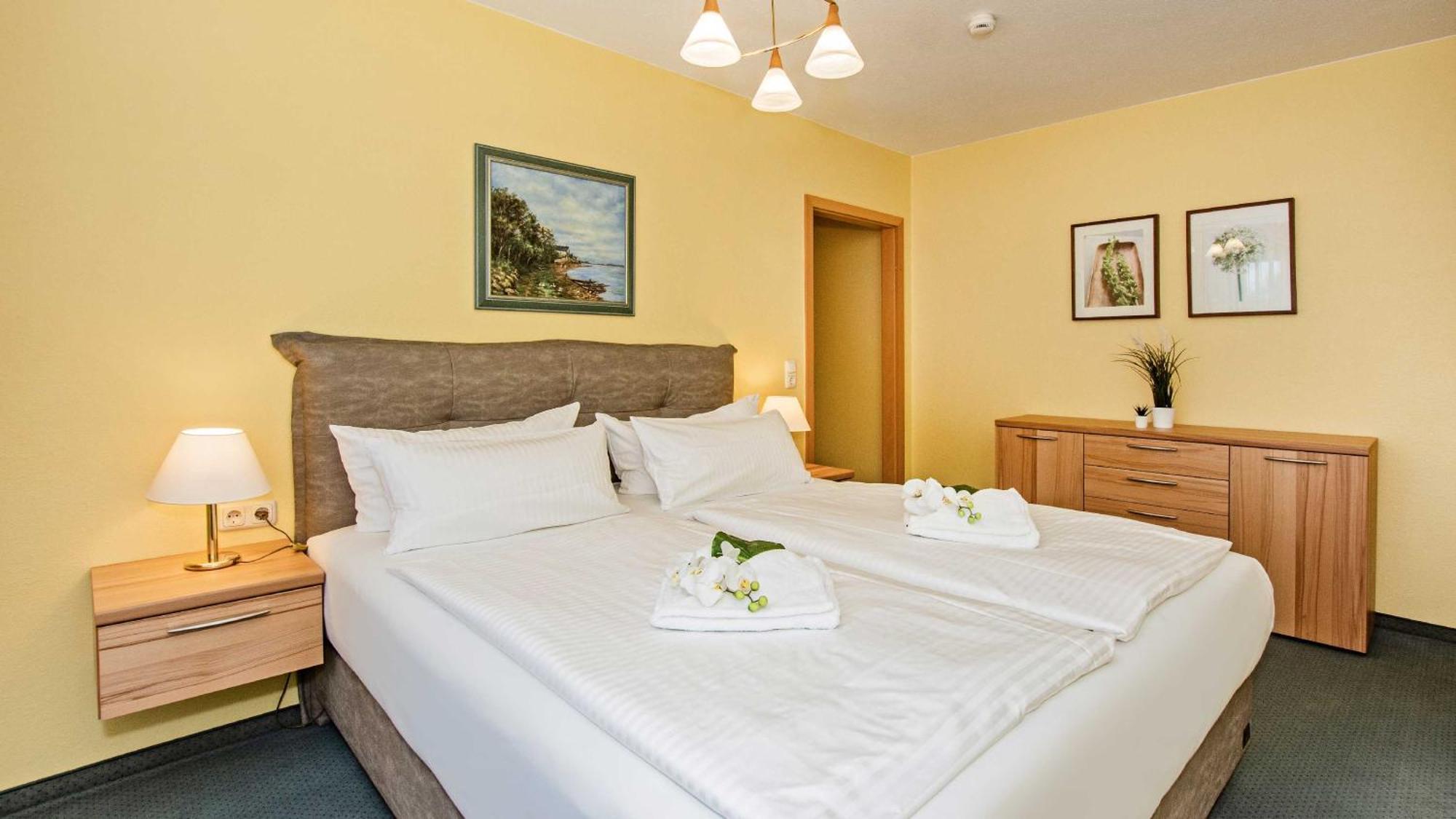 Hotel Garni Nussbaumhof Uckeritz Room photo
